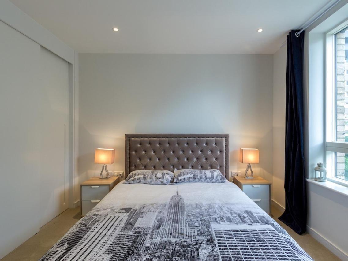 Blissful One Bed Near The River Saint Saint Kew Kültér fotó